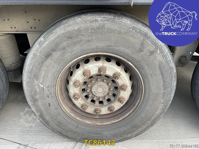 انزلاق القماش المشمع Schmitz Cargobull scs 27 srem