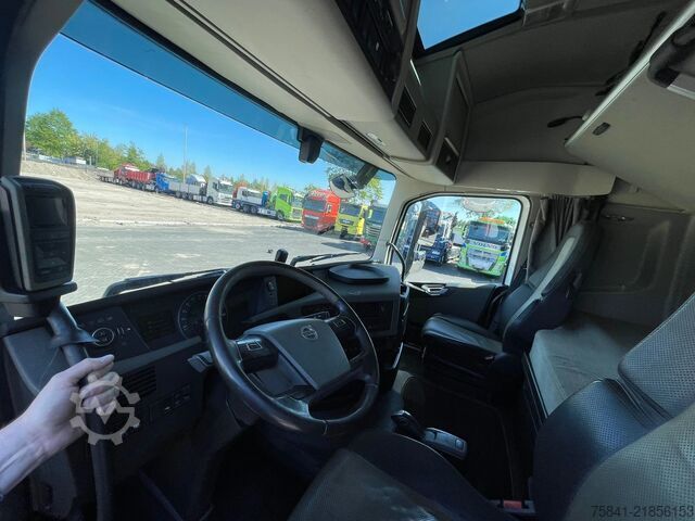 Camion-grue Volvo FH 540 8x4 HIAB 554E-9 HIPRO