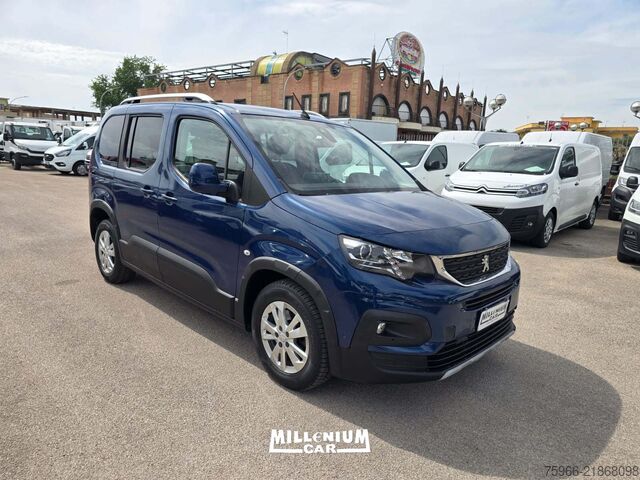 Furgone Peugeot PEUGEOT RIFTER 5 POSTI ALLURE DIESEL 201