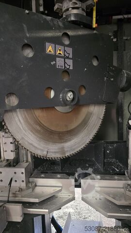 CNC işleme / PVC kesme ve vidalama Emmegi Starmatic + starfix