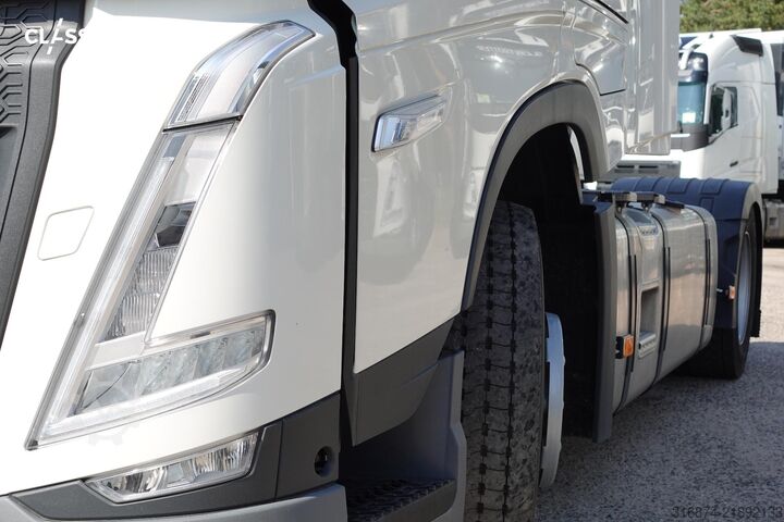 Tractor estándar VOLVO FH 500 Globetrotter XL Varios