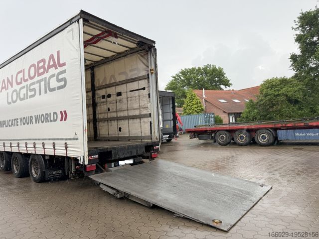 Semi-remorque bâchée  Wiese Mega Schiebeplane mit Dhollandia Rampe 9t