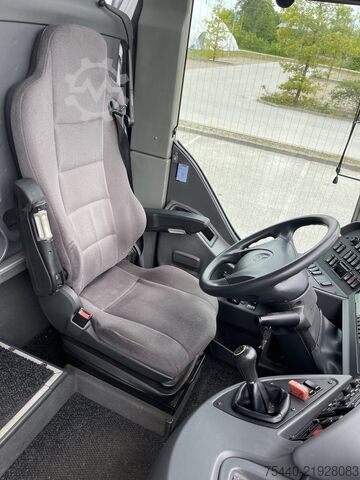 Motor coach Mercedes-Benz Tourismo 15 RHD - nice bus