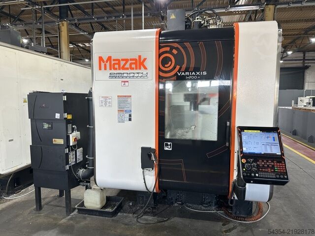 CNC-Bearbeitungszentrum Mazak Variaxis i-700 5 Axis
