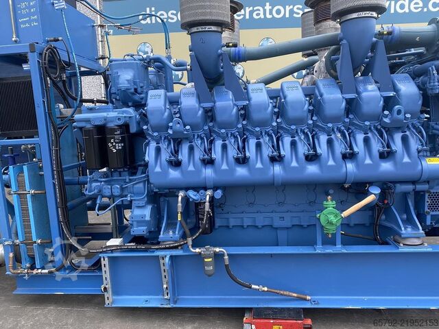 2003 MTU 16V4000 - 2000/2200 KVA MTU 16V4000
