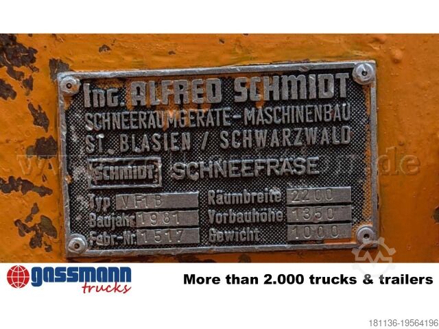 Sonderausbau-Transporter Unimog U52 411 4x4, Schmidt Schneefräse mit Separatmotor