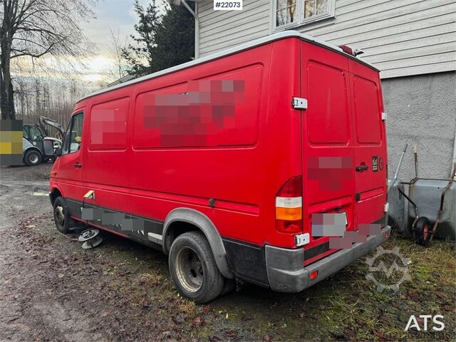 Hochdachkombi Mercedes-Benz Sprinter 416 with Leistikow flushing unit