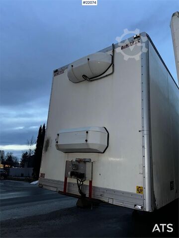 Koffer Limetec semi-trailer with full side opening.