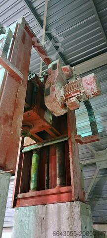 Mașină de găurit model mare Cebe Escande perceuse