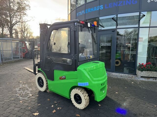 Elektrische vorkheftruck met 4 wielen Noblelift FE4P25Q