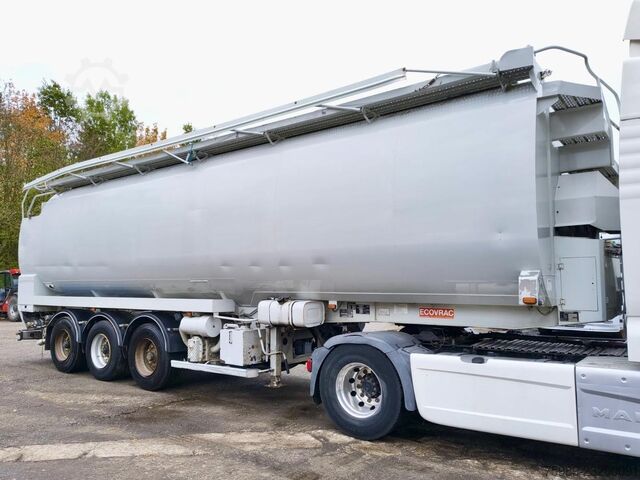 Ecovrac AUGER sem-fim transportador + ar, motor Diesel Hatz, 6 compartimentos, 3 eixos, eixo elevató Ecovrac AUGER VIJZEL + Air , HATZ DIESEL, 6 COMPARTMENT...