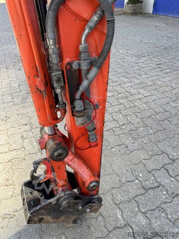 міні-екскаватор KUBOTA KX101-3α