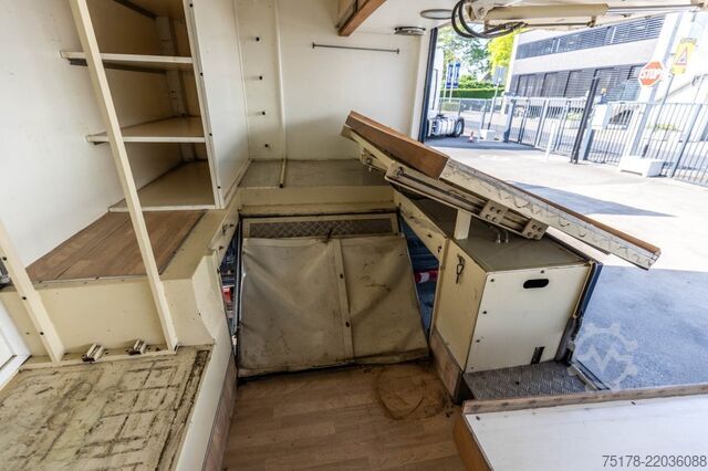 Box body NOYENS MARKTWAGEN