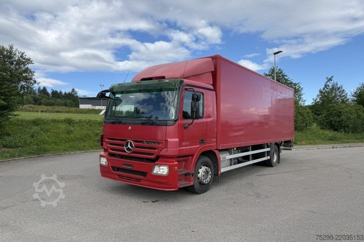 Autocamion cu caroserie tip cutie Mercedes-Benz Actros 1836 4x2 Koffer/HB / Swiss-Vehicle