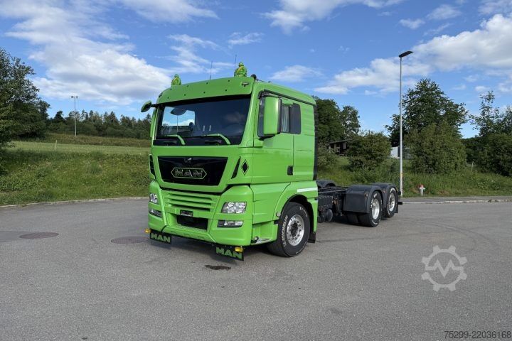 Sasi truk MAN TGX 26.500 6x2*4  Fahrgestell / Swiss-Vehicle