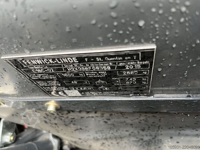 Elektryczny wózek widłowy 3 kołowy Linde E16C-02