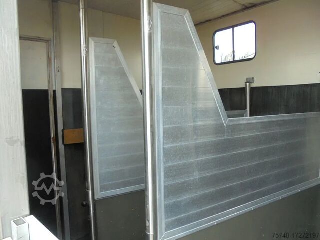 Preprava koní MAN 12 .225 + MANUAL