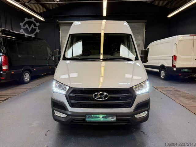 Autocar MERCEDES-BENZ Hyundai H350 REISEBUS 9 SITZE KÜCHE KLIMA R-CAM