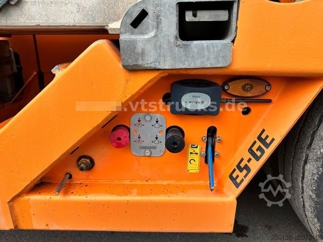 Tieflader-Sattelauflieger FAYMONVILLE MULTIMAX 4.Achs Tieflader / REMORQUE/ AGGREGAT/