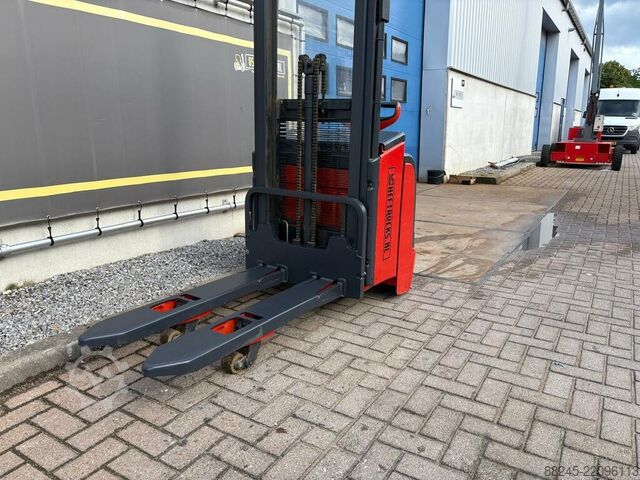 VS-22930 Električni viličar Linde L16i z začetnim dvigom 3224 mm LINDE L16i 372
