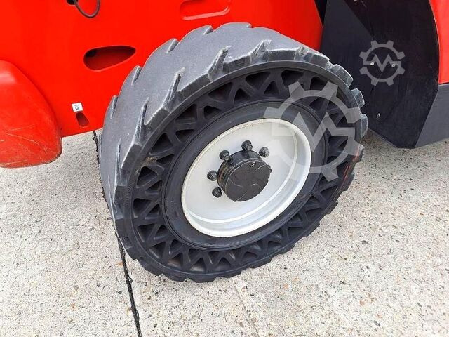 Teleszkópos rakodó Manitou MT 1840