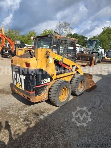 Cargadora de ruedas CATERPILLAR 226B