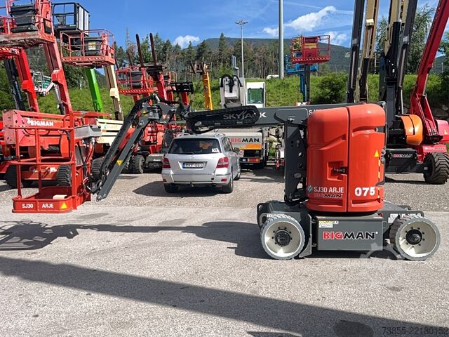 व्यक्त कार्य मंच Skyjack SJ30AJ