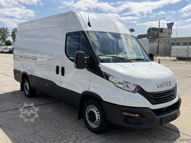 Панелен ван IVECO 35S16V AHK / Klima / PDC