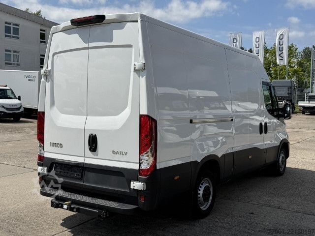 Панелен ван IVECO 35S16V AHK / Klima / PDC