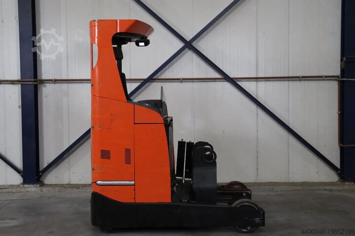Reach truck BT RRE180E