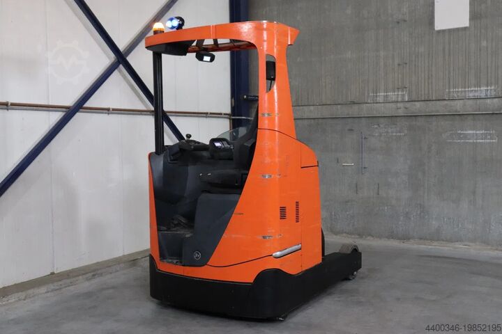 Reach truck BT RRE180E