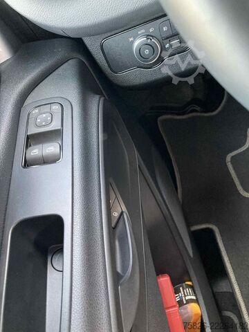 Semi-integrated camper NOTIN Ostrava  CF