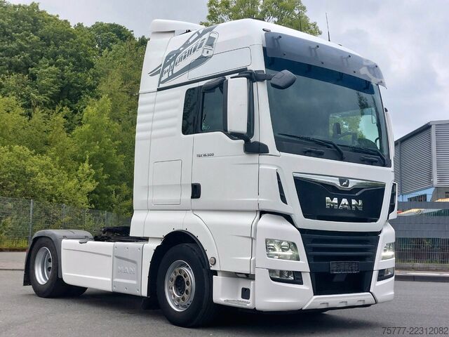 Standardni tegljač MAN TGX 18.500 XXL-INTARDER-2 Tanks- NAVI- TOP