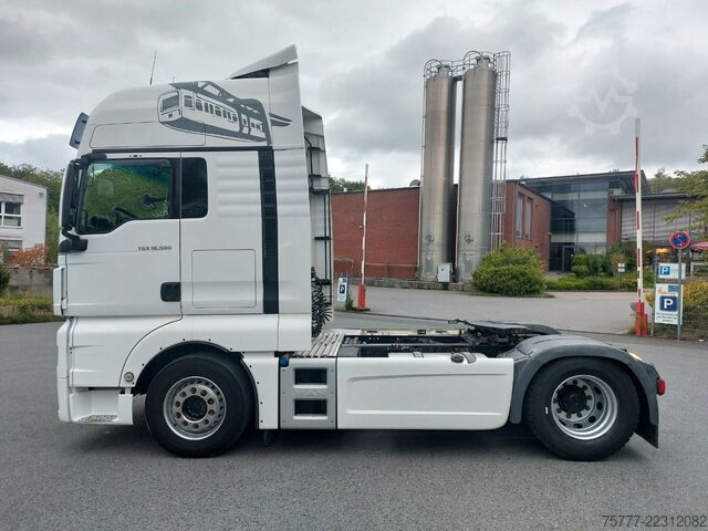 Standardni tegljač MAN TGX 18.500 XXL-INTARDER-2 Tanks- NAVI- TOP