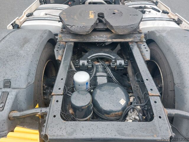 Standardni tegljač MAN TGX 18.500 XXL-INTARDER-2 Tanks- NAVI- TOP