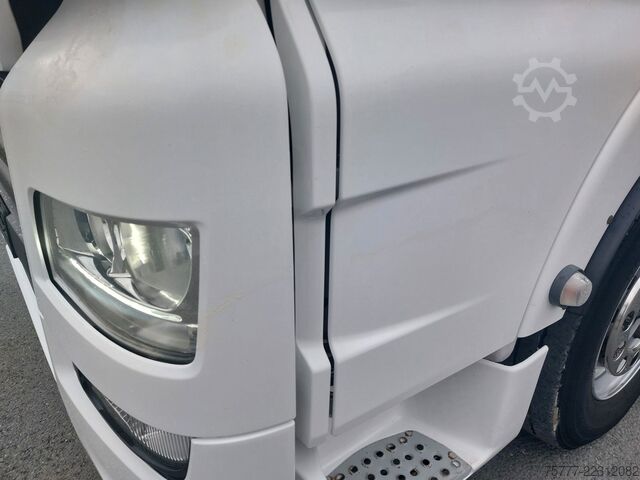 Standardni tegljač MAN TGX 18.500 XXL-INTARDER-2 Tanks- NAVI- TOP