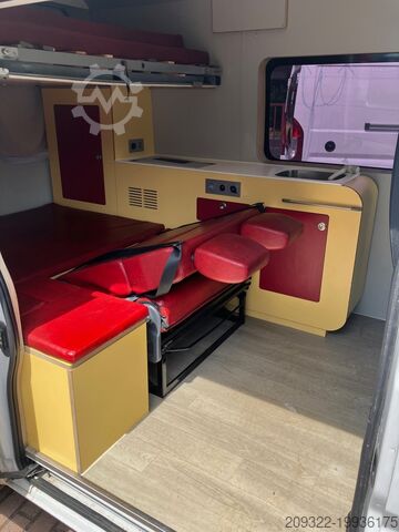 Carrinha Fiat Ducato Camper | 2 Posti Letto Cucina | Pronto a Viaggiare