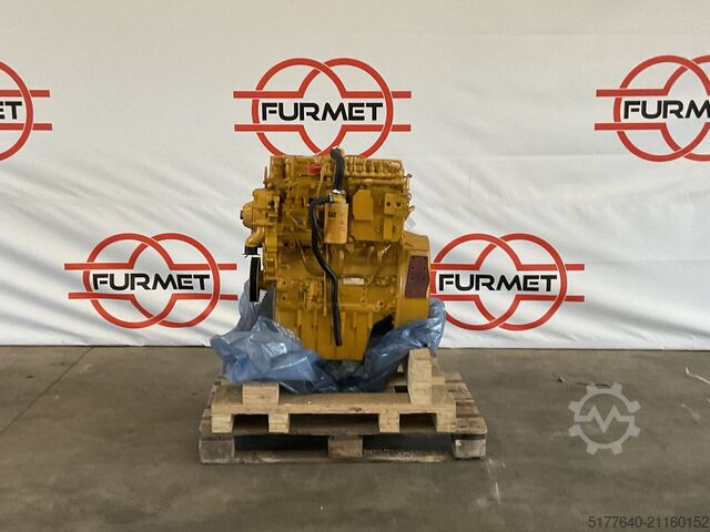 Silnik Caterpillar C4.4