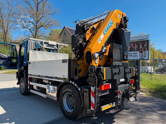 Automobilis ar plakanu platformu IVECO Trakker 360 4x4 Pritsche Kran 27m AHK