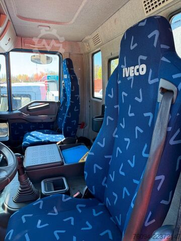 Automobilis ar plakanu platformu IVECO Trakker 360 4x4 Pritsche Kran 27m AHK