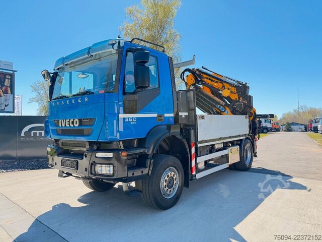 Kravas automašīnai uzstādīts celtnis IVECO Trakker 360 4x4 Pritsche Kran 27m AHK