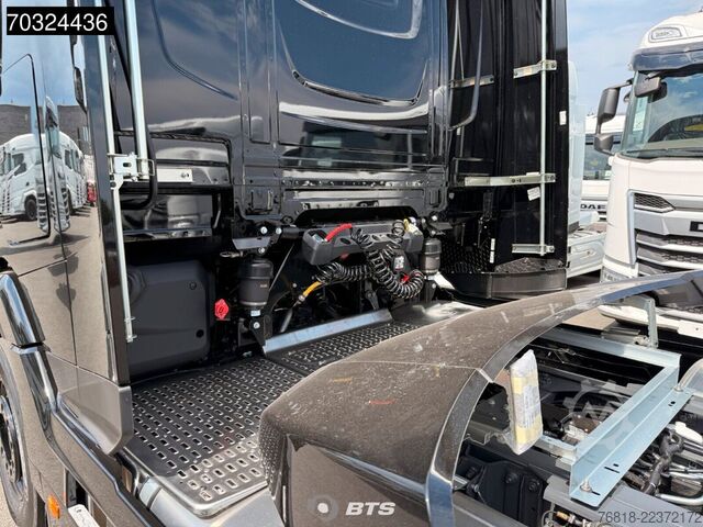 Standarta vilcējs DAF XG 530 4X2 FT - ZF + Navi + Alcantara + Schwarz