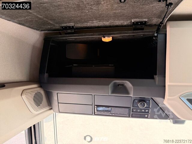 Standarta vilcējs DAF XG 530 4X2 FT - ZF + Navi + Alcantara + Schwarz
