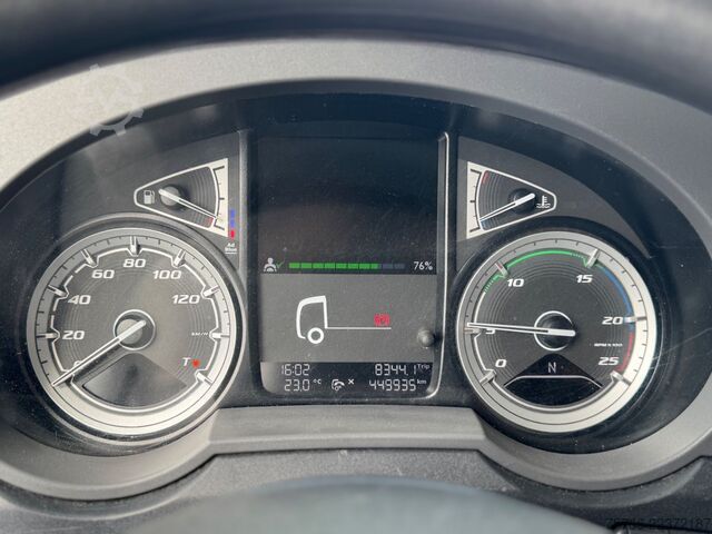 Dzērienu kravas automašīna DAF XF 480 L  / 2 x LBW / KOMPLETTZUG / 38 PAL