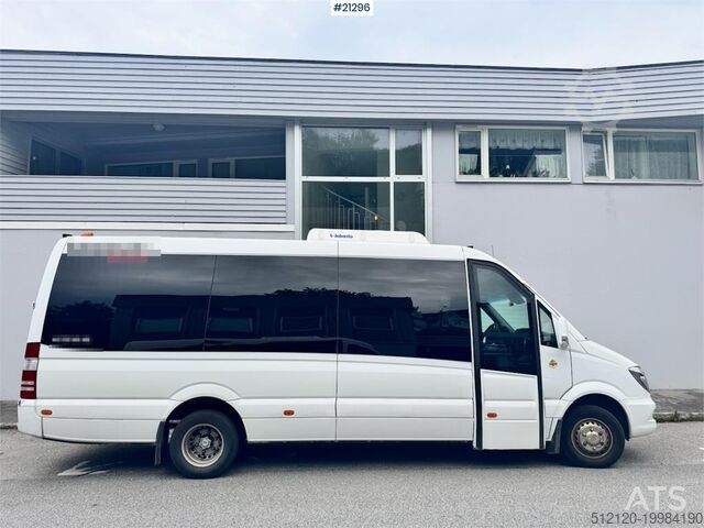 Smábíll Mercedes-Benz Sprinter 519CDI Minibus. 21 seats.
