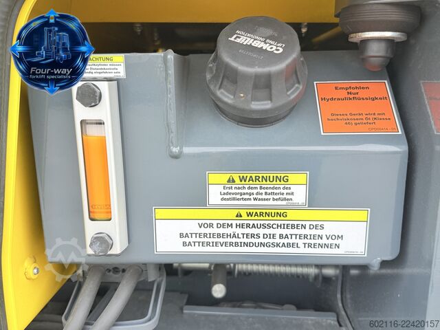 Forklift empat arah Combilift C4000ET TRIPLEX 6350 WIDE FORK POSITIONE
