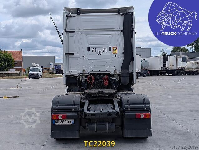 SZM tiêu chuẩn Mercedes-Benz Actros L Pro Cabin 530