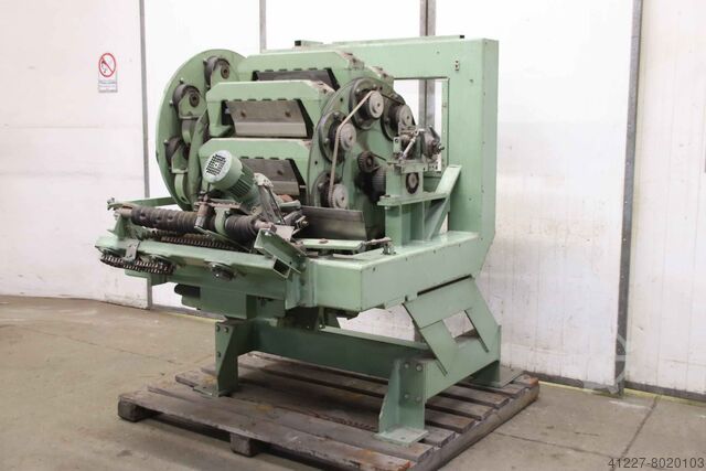 Prototip stroja za rezanje duhana Sagemüller 8 Messer, mit Schleifeinrichtung