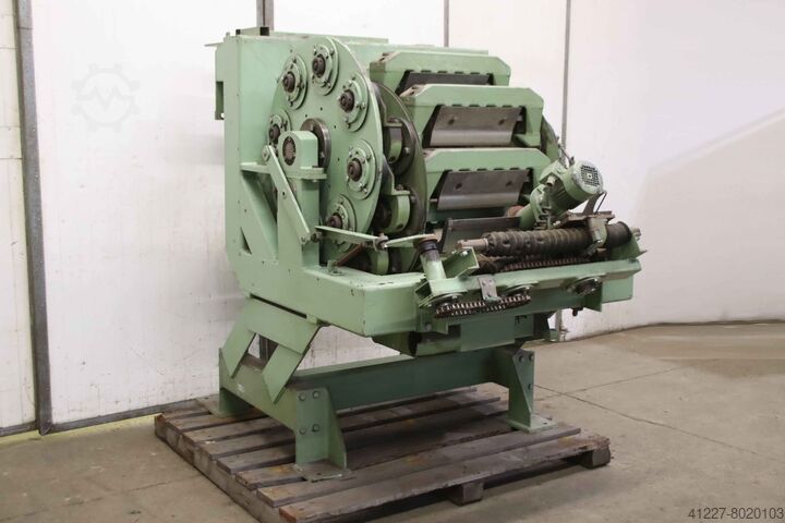 Prototip stroja za rezanje duhana Sagemüller 8 Messer, mit Schleifeinrichtung