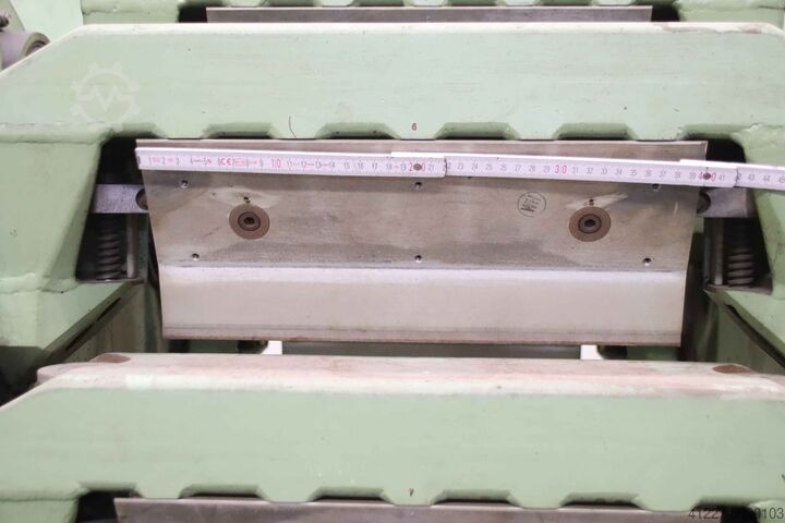 Prototip stroja za rezanje duhana Sagemüller 8 Messer, mit Schleifeinrichtung